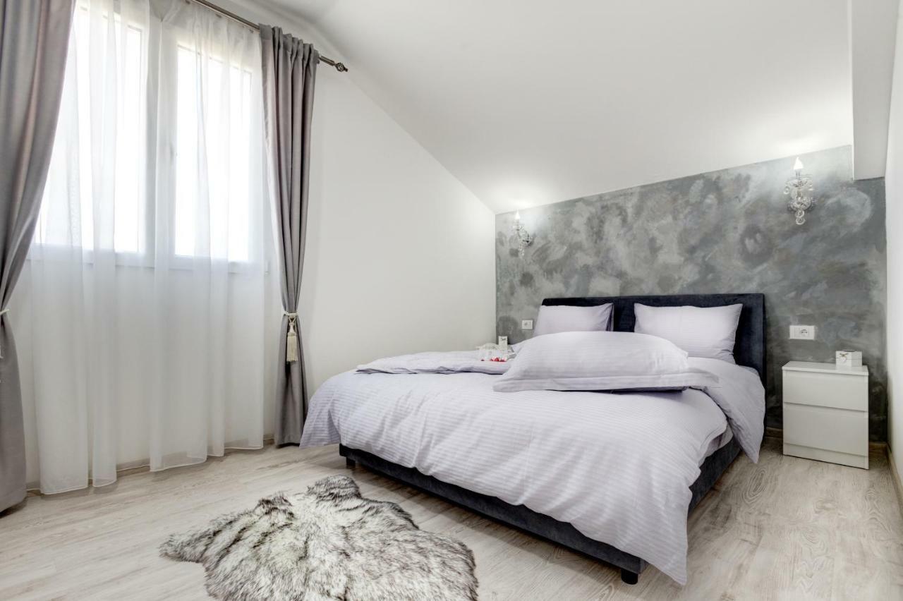 Sunny Nest Apartments Kotor Buitenkant foto