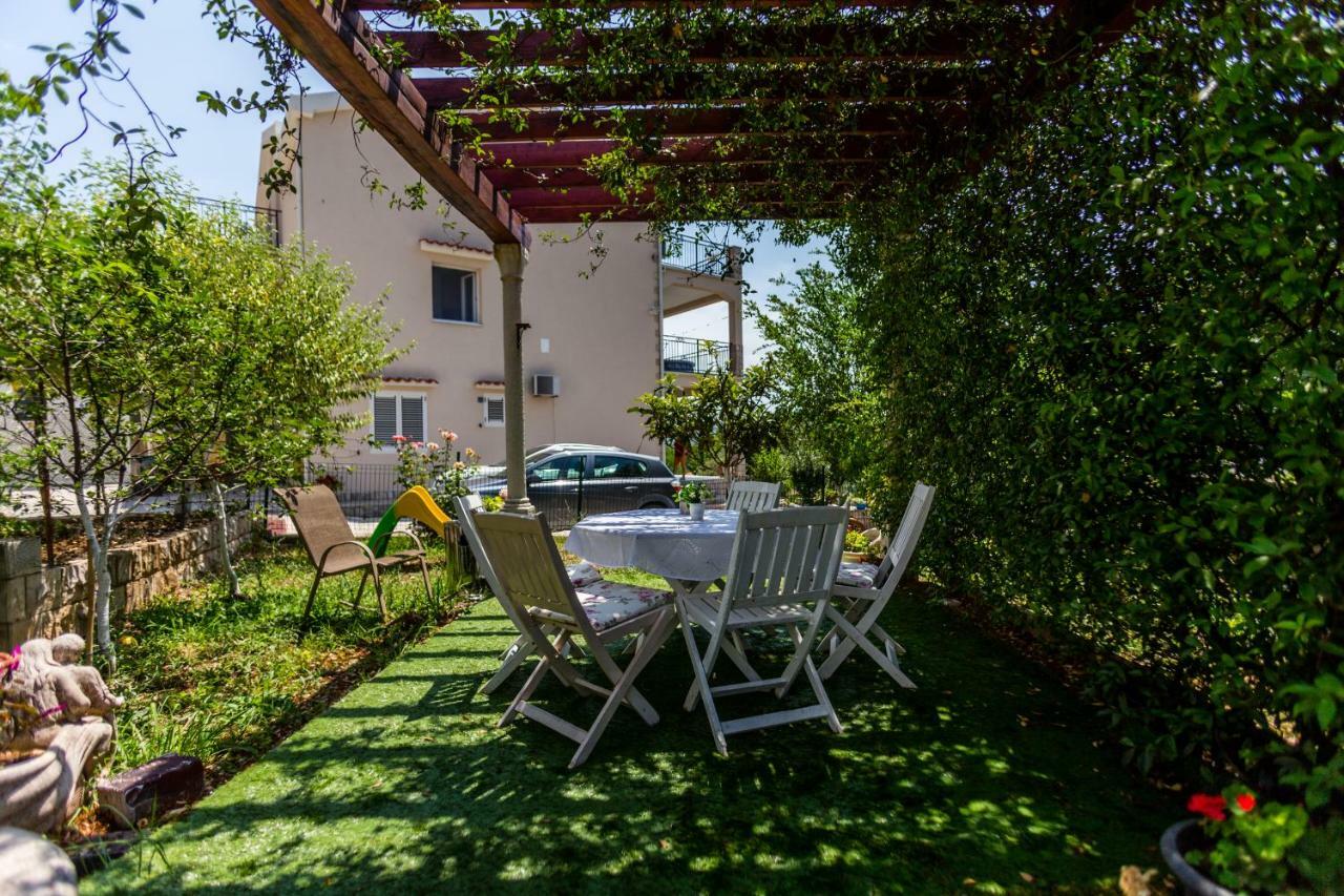 Sunny Nest Apartments Kotor Buitenkant foto