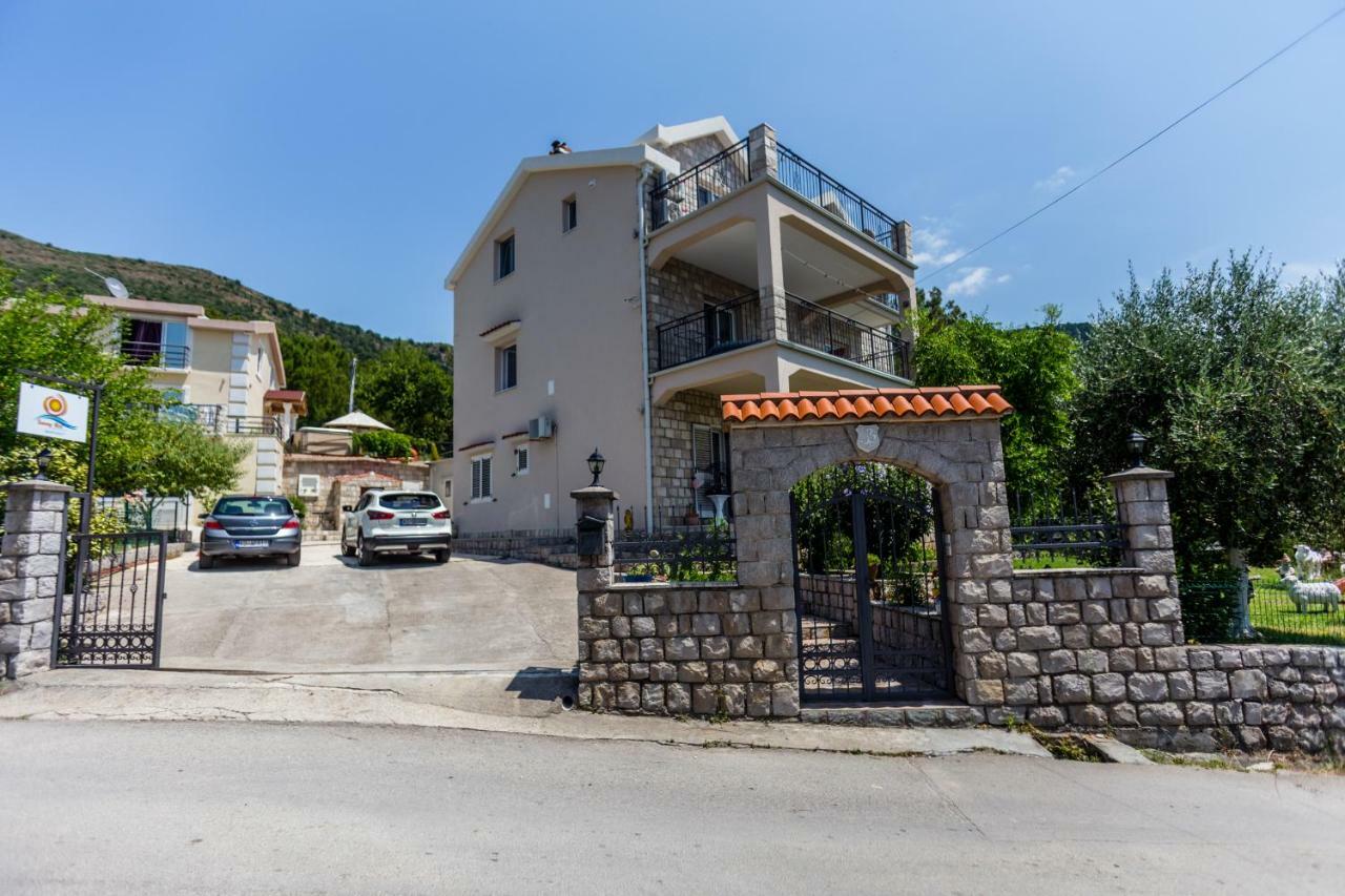 Sunny Nest Apartments Kotor Buitenkant foto